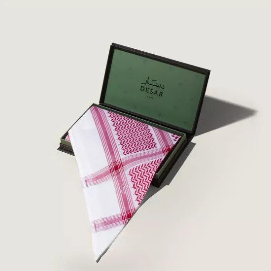 شماغ احمر دسار كلاسيكي 2025 شماغ احمر دسار كلاسيكي 2025