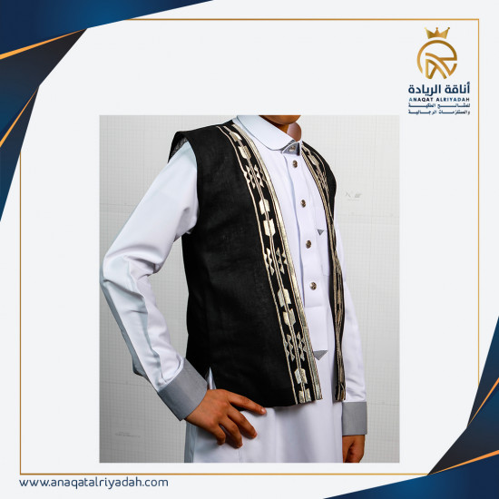 سديري  ولادي بشت مطرز موديل سدو مفتوح (الطلب فقط من الواتس اب  0580011170 )