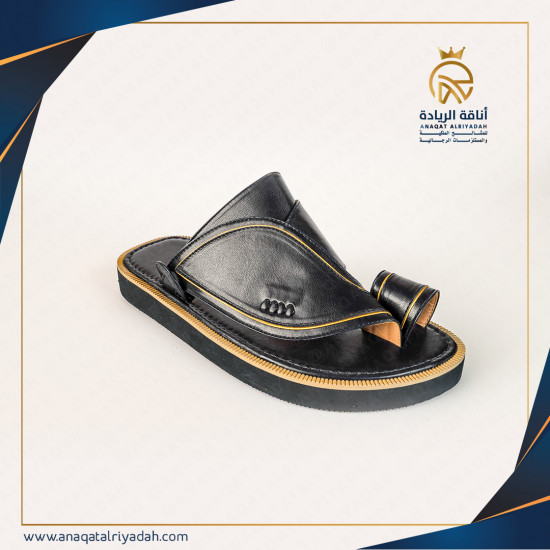 حذاء شرقي رجالي shopak2023