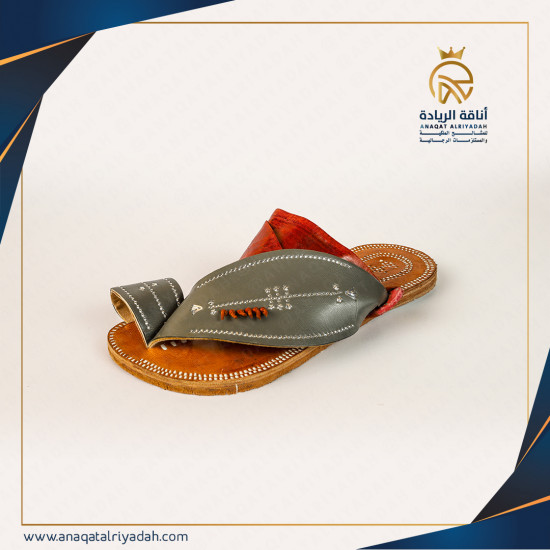 حذاء شرقي رجالي shopak2026