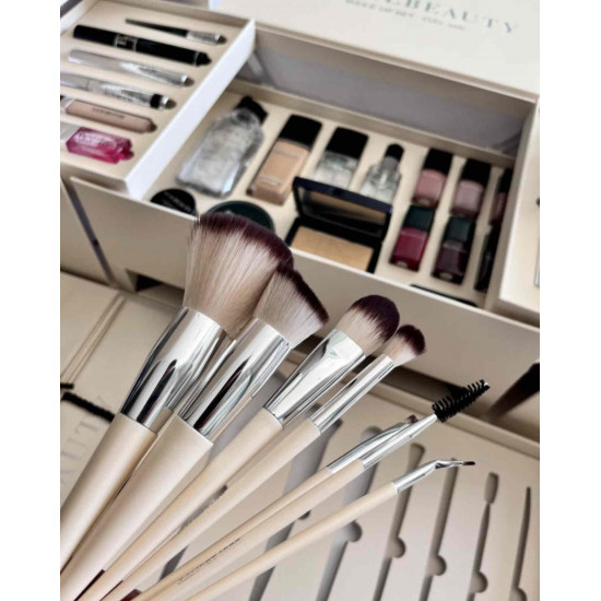 بوكس مكياج حجم كبير - من ريل بيوتي