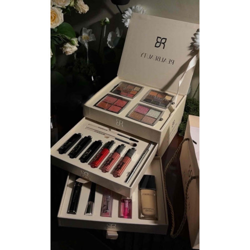 بوكس مكياج - من ريل بيوتي 