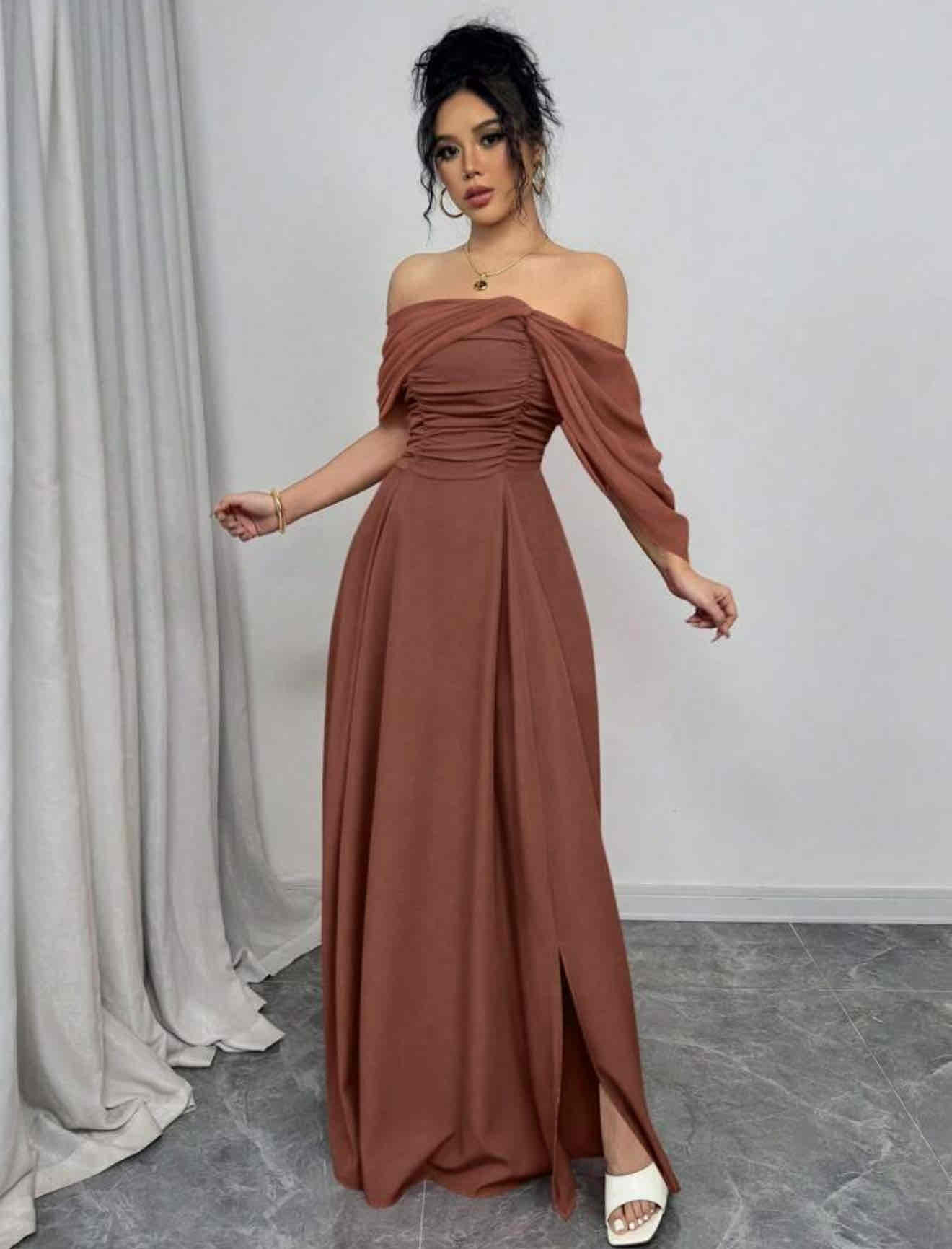 فستان جديد غير مستخدم مقاس S 