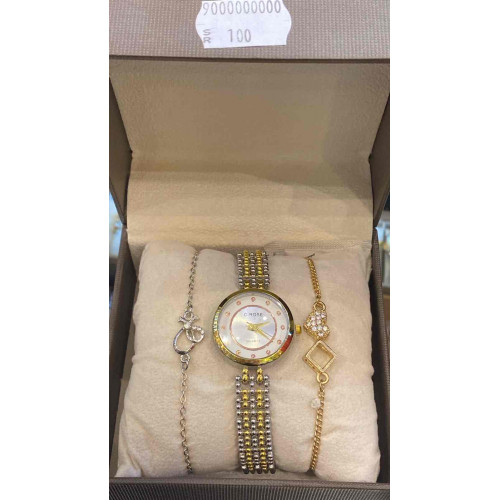 علبه لتعبئة الزيت او الصبغة لسهولة الاستخدام ، بلاستك 120 مل