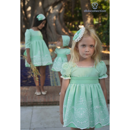 18802 فستان اسباني أخضر بربع كم للمناسبات