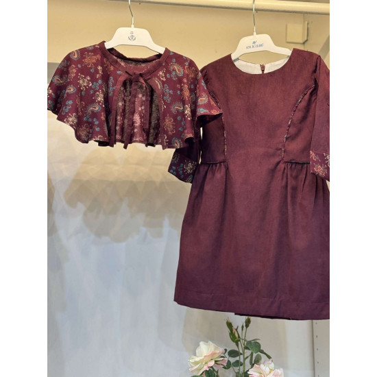 240103 فستان برغندي بشال كشميري 240103 فستان برغندي بشال كشميري