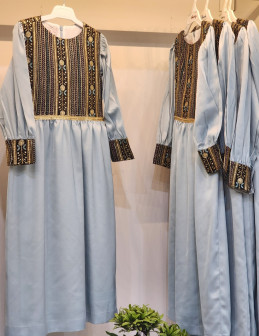 240153 جلابية شعبية سماوي مطرزة 240153 جلابية شعبية سماوي مطرزة