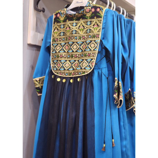 240084 فستان شعبي من قطعتين 240084 فستان شعبي من قطعتين