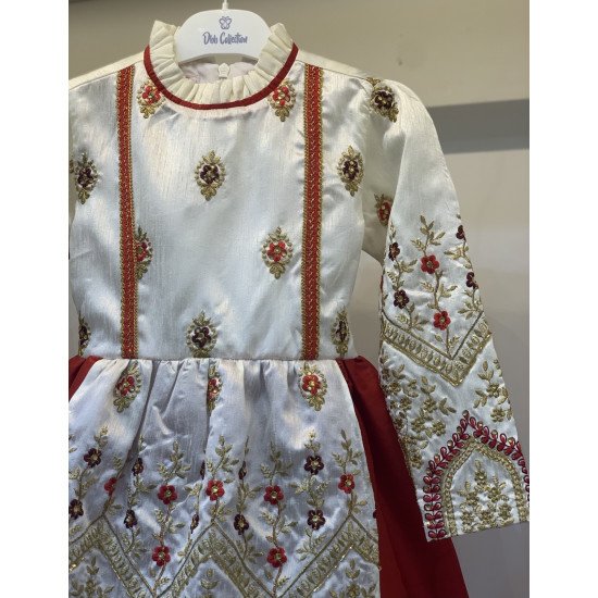 240167 فستان للمناسبات  أحمر مطرز