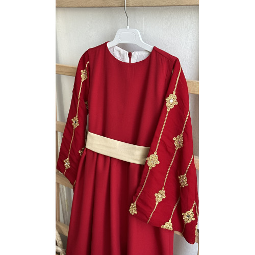 240352 جلابية أحمر مع تطريز ذهبي 240352 جلابية أحمر مع تطريز ذهبي