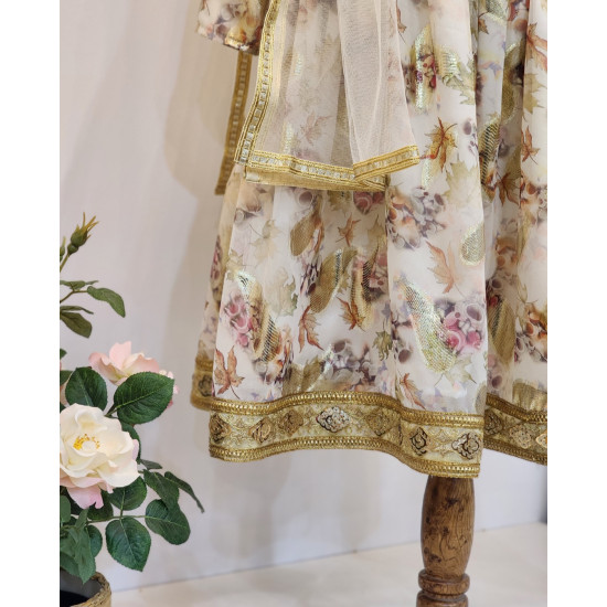 240183 بدلة هندي توب وتنورة وشال 