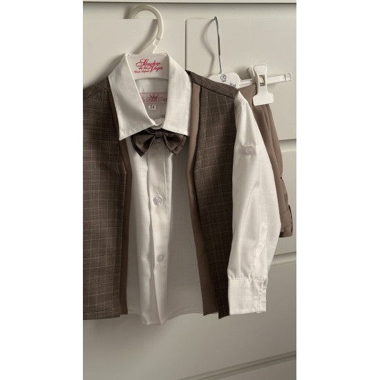 بدلة ولادي بنطلون من ٤ قطع240381 بدلة ولادي بنطلون من ٤ قطع240381