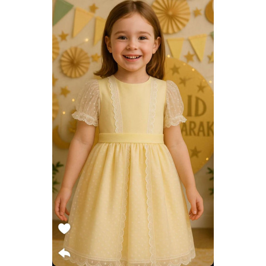 240370 فستان اصفر مع تول منقط مزين بالدانتيل 240370 فستان اصفر مع تول منقط مزين بالدانتيل