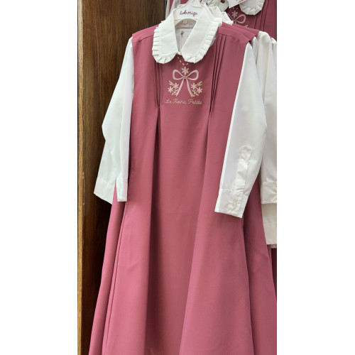 مريول مدرسي وردي قطعتين مريول مطرز مع قميص أبيض 144706 مريول مدرسي وردي قطعتين مريول مطرز مع قميص أبيض 144706