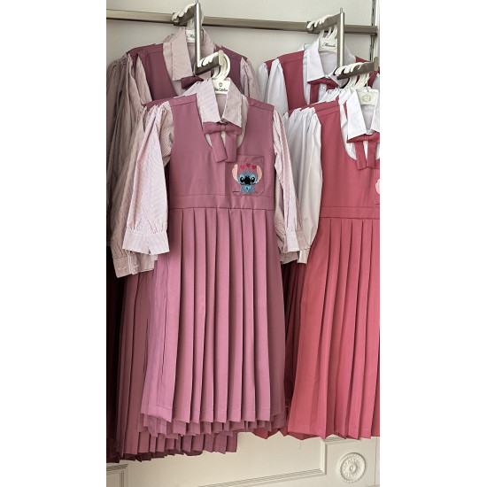 مريول مدرسي بنفسجي ٣ قطع مريول بتطريز شخصية ستيتش مع قميص مقلم وفيونكة 144711 مريول مدرسي بنفسجي ٣ قطع مريول بتطريز شخصية ستيتش مع قميص مقلم وفيونكة 144711