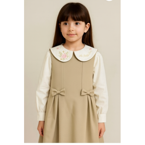 مريول (( رياض أطفال )) بيج مع قميص  مطرز بالياقة 240428