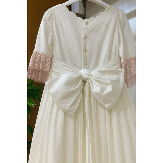 2400 فستان زواج بنصف اكمام وموديل طويل 2400 فستان زواج بنصف اكمام وموديل طويل