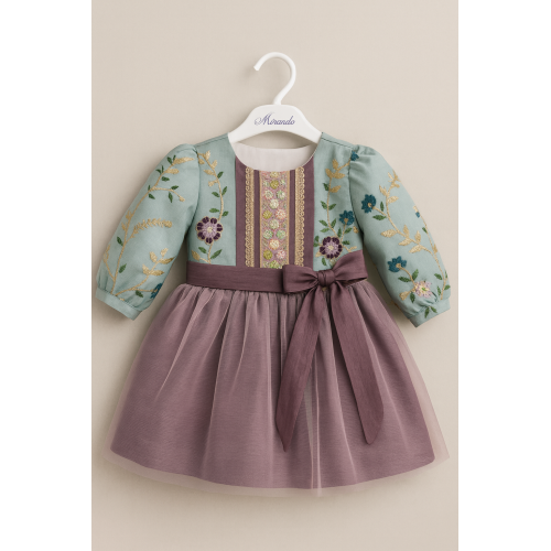 فستان شعبي لينن مطرّز بنقوش ذهبية – لون موف مع أزرق 240463 فستان شعبي لينن مطرّز بنقوش ذهبية – لون موف مع أزرق 240463