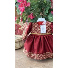 فستان شعبي أحمر مطرز ذهبي 240624