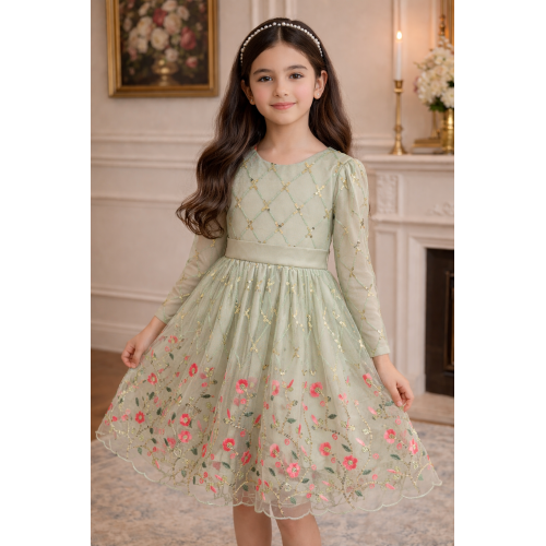 فستان بناتي مُطرّز فاخر بلون أخضر مع تطريز ذهبي وأخضر  أكمام طويلة 240456