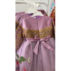 فستان شعبي بنفسجي بتطريزات ذهبية وتول  240628