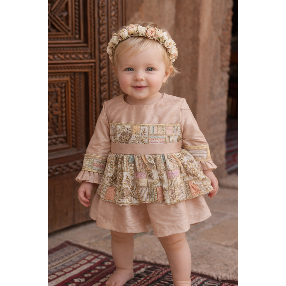 فستان شعبي وردي مطرز 240617