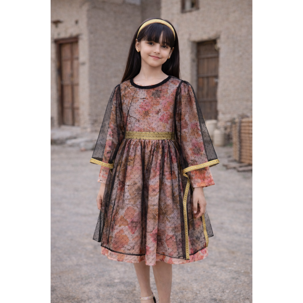 فستان قطني مورد ومطرز مع الترتر لون وردي  مع شيلة 470478