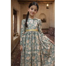 فستان قطني مورد ومطرز مع الترتر لون أخضر  مع شيلة 470479