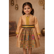 فستان شعبي بيج مطرز مع حزام 240481
