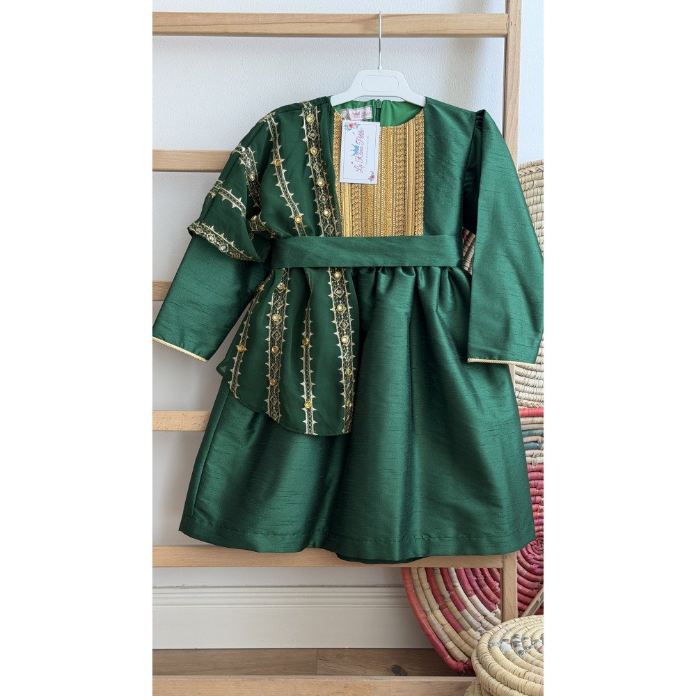 فستان شعبي أخضر مع شال مطرز 240631