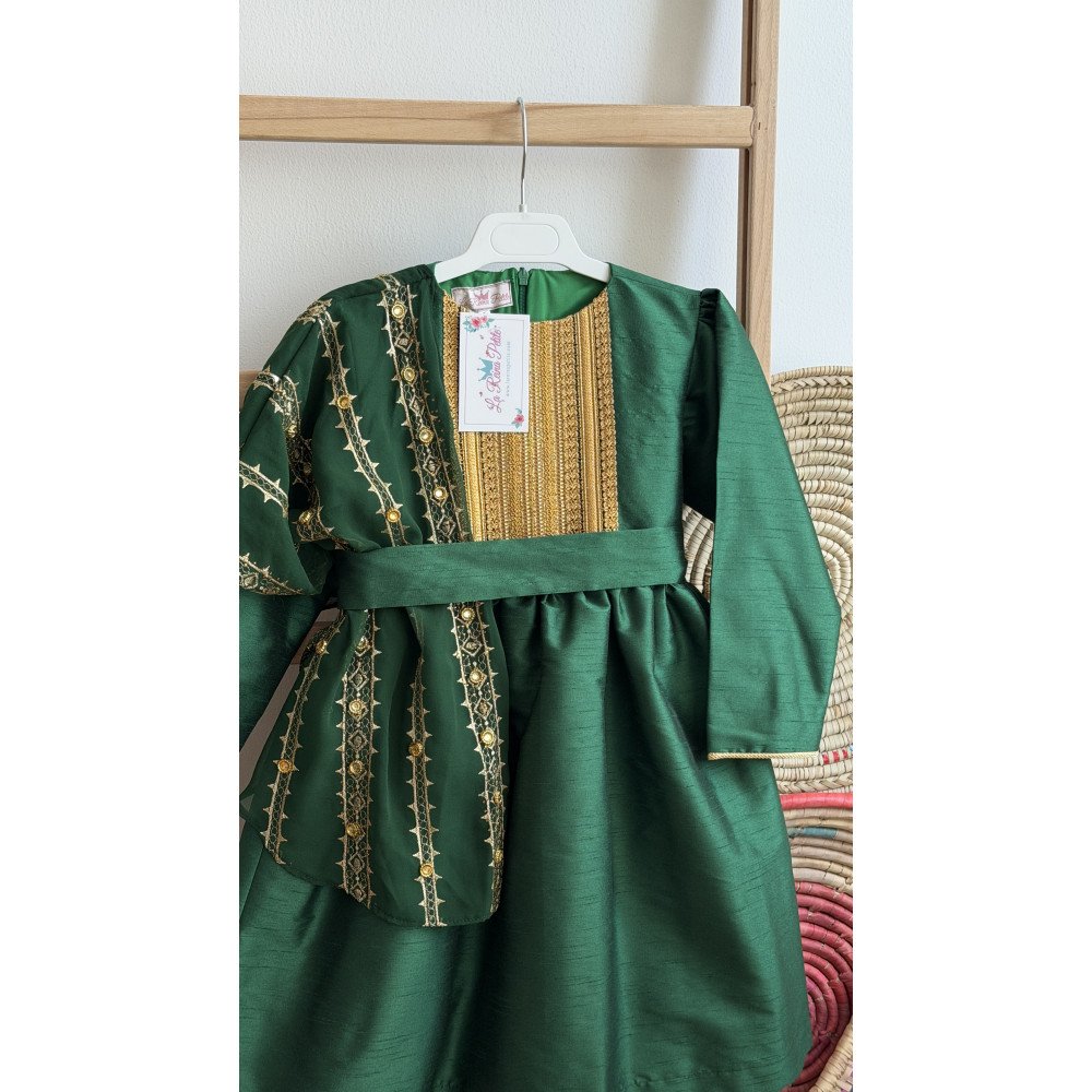 فستان شعبي أخضر مع شال مطرز 240631