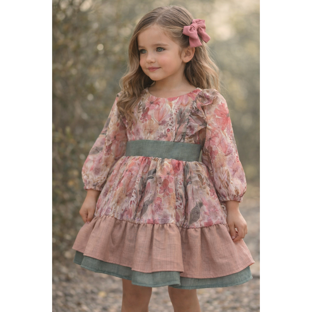 فستان بناتي من القطن المطرز بالترتر   وكشكش جانبي – ستايل كلاسيكي راقٍ 240491