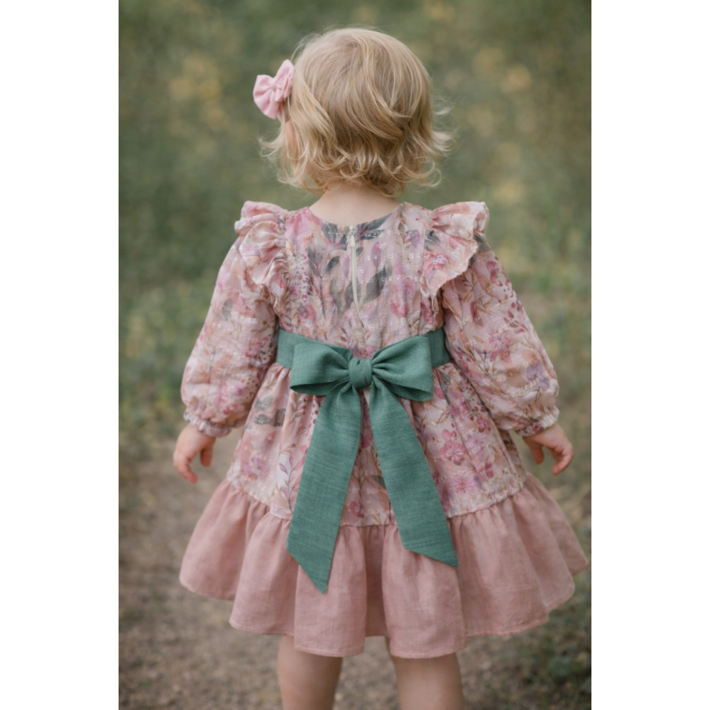 فستان بناتي من القطن المطرز بالترتر   وكشكش جانبي – ستايل كلاسيكي راقٍ 240491