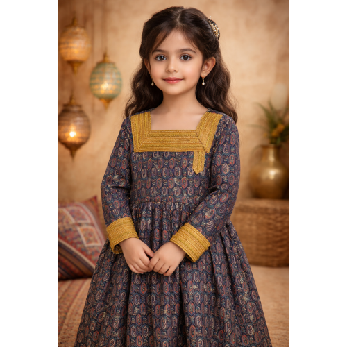  فستان بناتي تراثي كحلي بتطريز ذهبي 240659