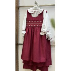 مريول مدرسي فوشي مطرز مع قميص مطرز 144723 مريول مدرسي فوشي مطرز مع قميص مطرز 144723