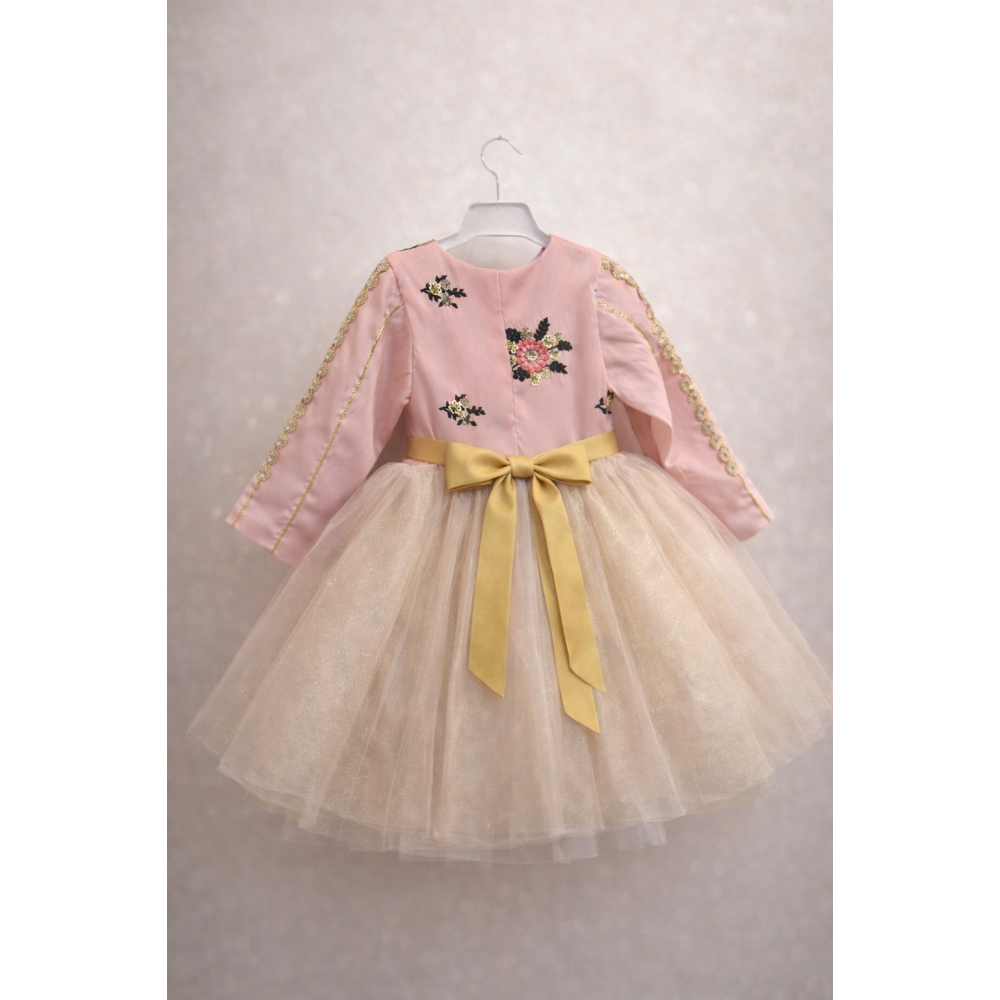 فستان بناتي مطرز ومنفوش باللون الوردي والذهبي -  240508