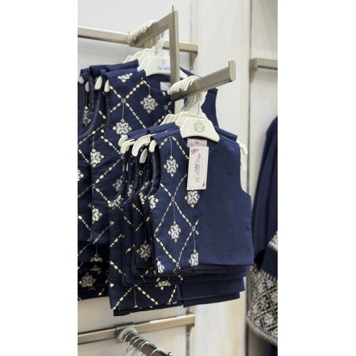 صديري شعبي للأولاد الصغار كحلي مطرز 240667 صديري شعبي للأولاد الصغار كحلي مطرز 240667