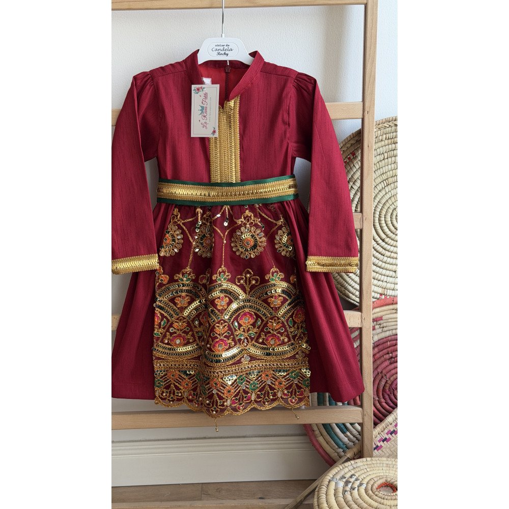 فستان شعبي أحمر مطرز مع حزام 240647