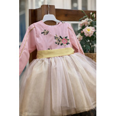 فستان بناتي مطرز ومنفوش باللون الوردي والذهبي -  240508