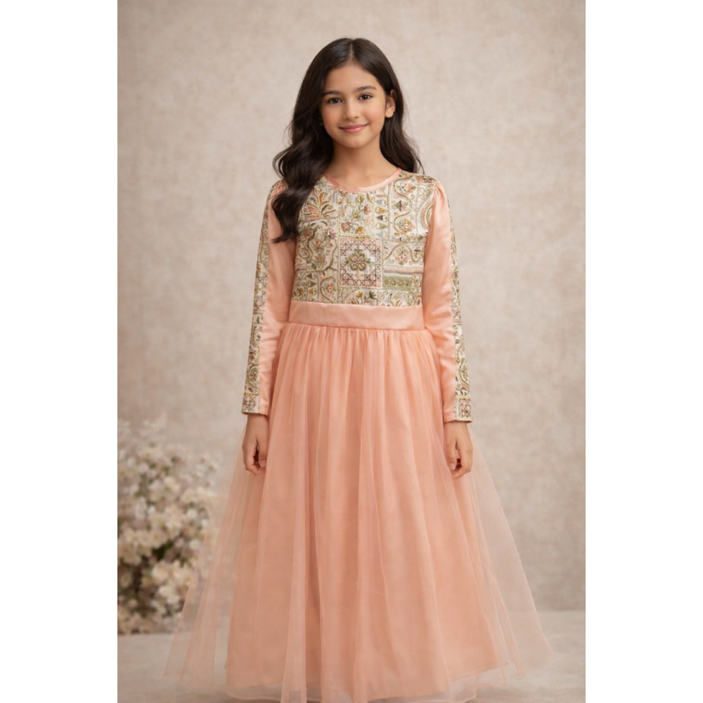 فستان لينن مطرز  مع خوخي  للسن المحير والمحجبات 240509