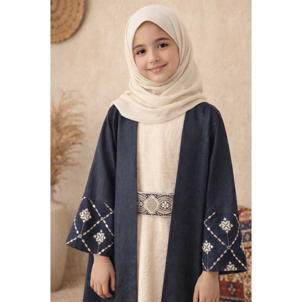 فستان سكري مع عباءة كحلي مطرزة للبنات المحجبات 240670 فستان سكري مع عباءة كحلي مطرزة للبنات المحجبات 240670