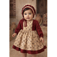 فستان شعبي بنقوشات تراثية مع قبعة 240513 فستان شعبي بنقوشات تراثية مع قبعة 240513