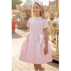 فستان بناتي "باودر" (وردي) بياقة كريستالية وفيونكات ساتان مع اكسسوار شعر  36283 