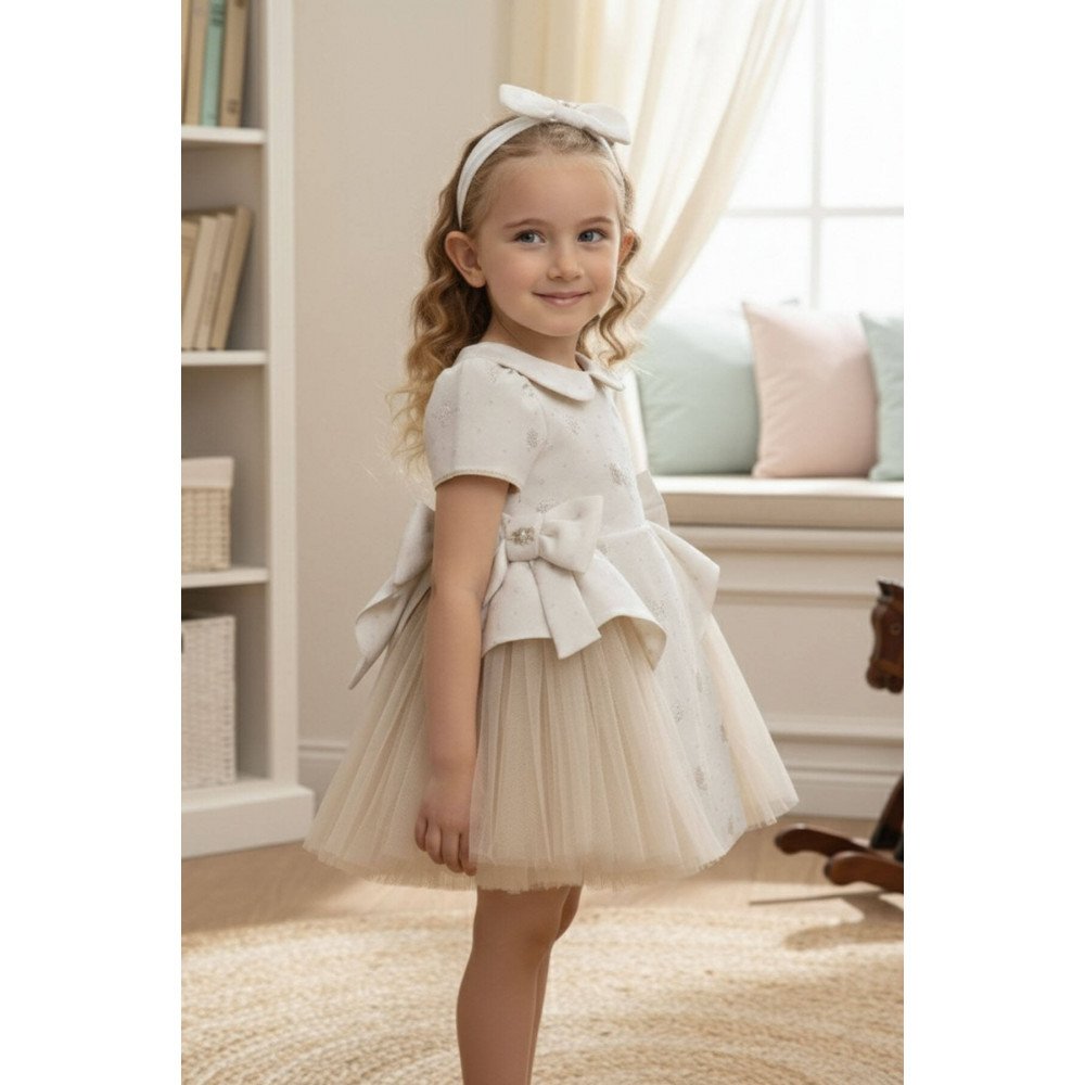 فستان بيج بفيونكات تول جانبية مع اكسسوار شعر 36168