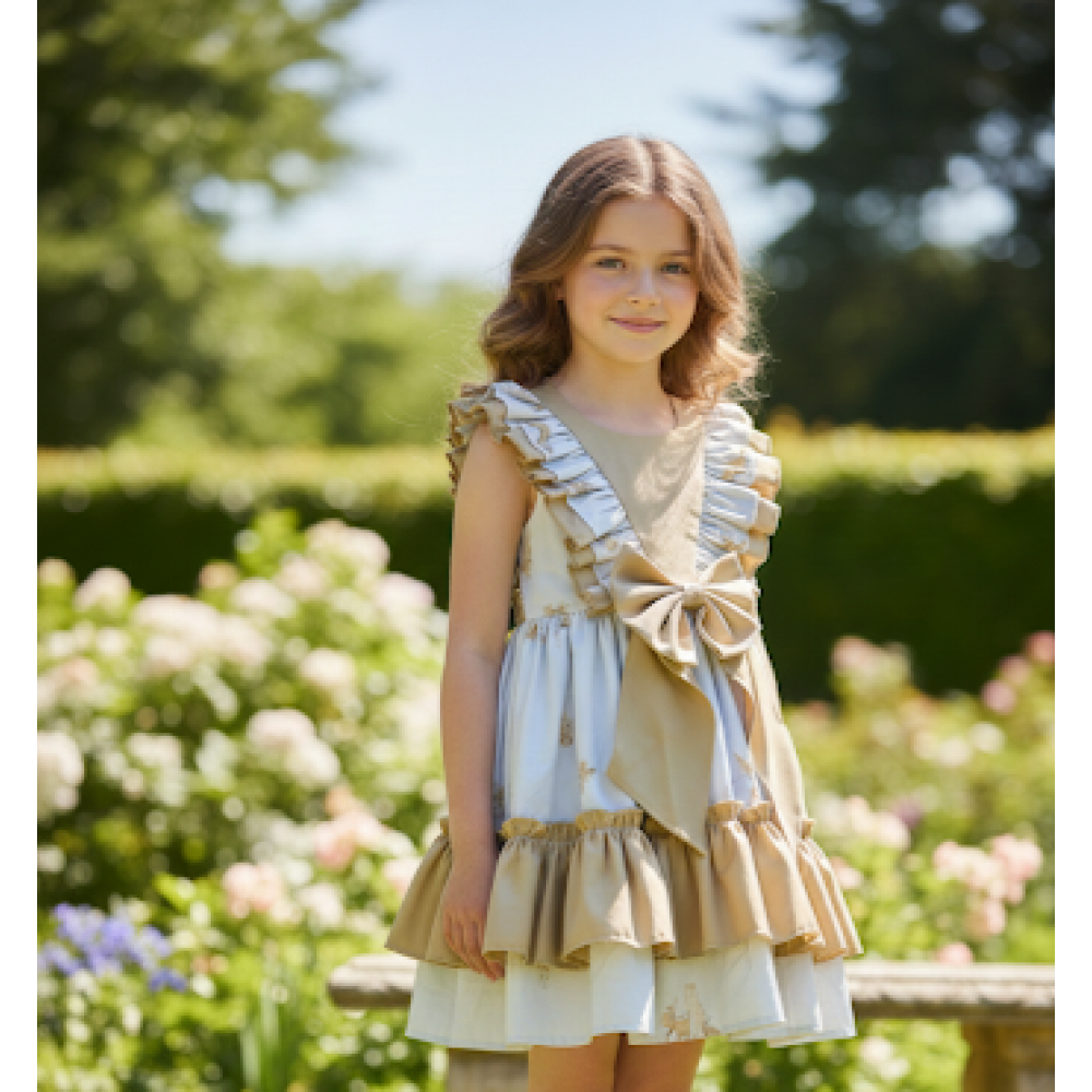 فستان بناتي ازرق هادئ برسومات طفولية و  بتفاصيل كشكش وفيونكة 20266