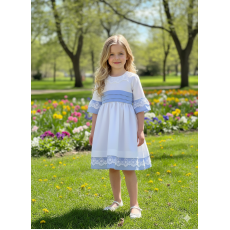 فستان  أبيض مع فيونكة أزرق سماوي وتفاصيل دانتيل 20264