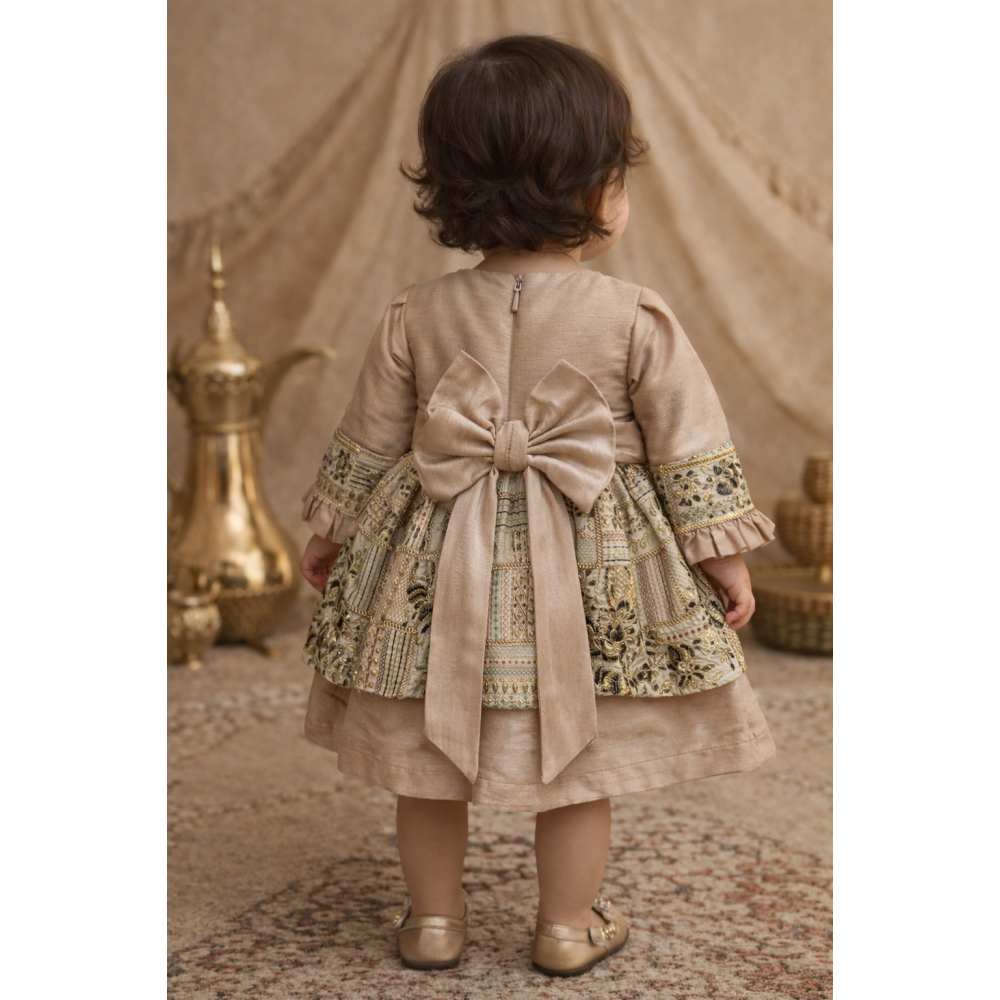 فستان شعبي وردي مطرز 240679