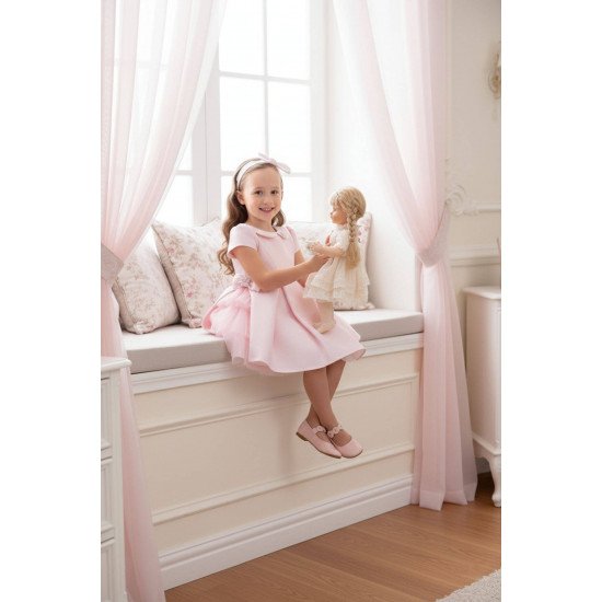 فستان - وردي - مع تفاصيل فيونكة و اكسسوار شعر 36169