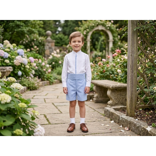 طقم "الأمير " الكلاسيكي - قميص أبيض بكسرات مع شورت سماوي وحزام عريض 202617 طقم "الأمير " الكلاسيكي - قميص أبيض بكسرات مع شورت سماوي وحزام عريض 202617