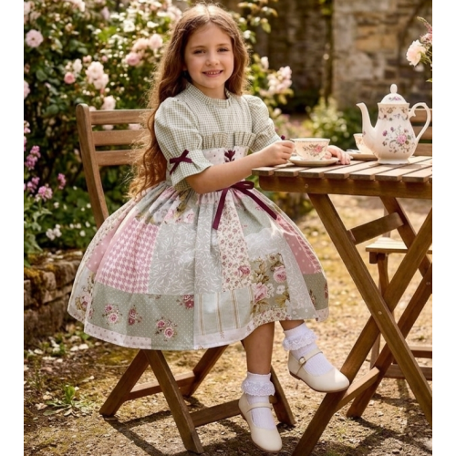 فستان بناتي فكتوري بنقشات الكاروهات والزهور ​ 202622